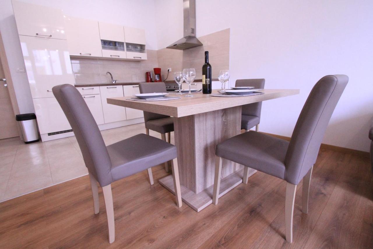 Apartman Darija Podstrana Exterior photo