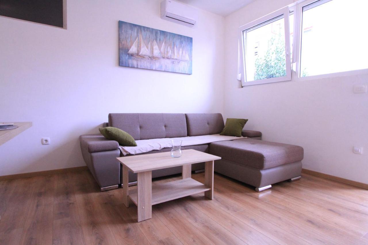 Apartman Darija Podstrana Exterior photo